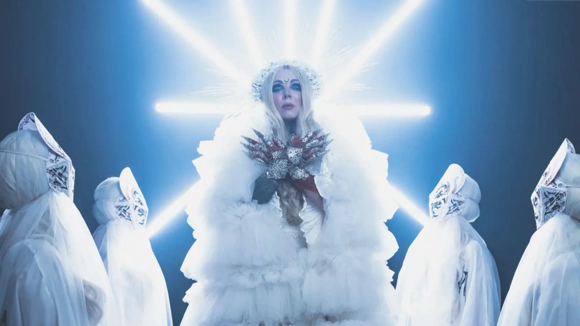 IN THIS MOMENT's MARIA BRINK answers fan questions, image size:1920x1080