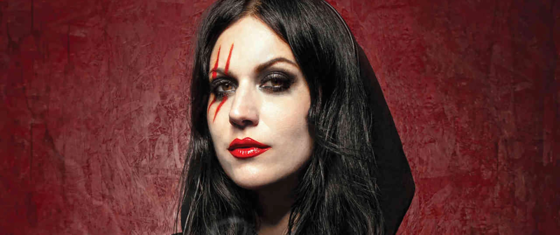 CRISTINA SCABBIA talks new LACUNA COIL music, loving SLEEP TOKEN