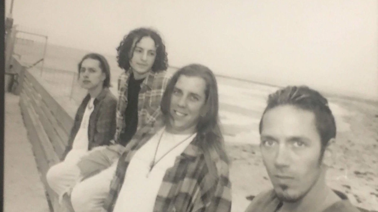 Chester Bennington's Grey Daze: Pre-Linkin Park Band's '90s Albums