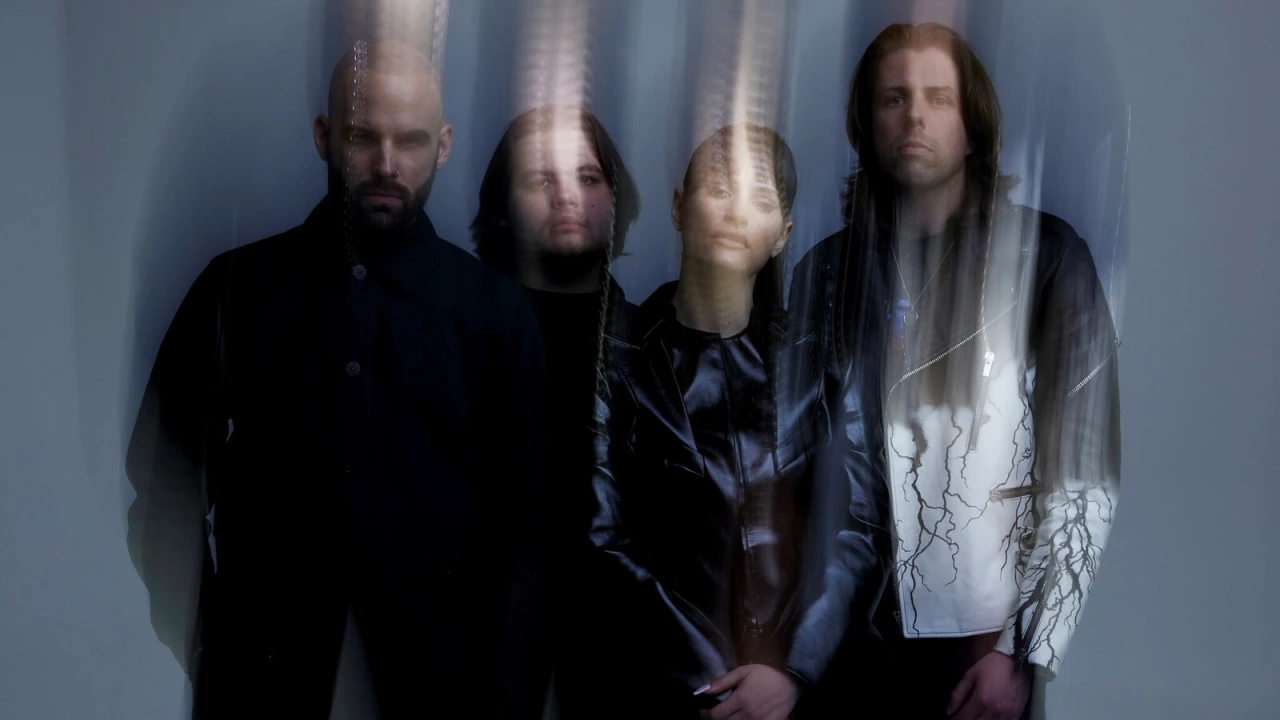 Spiritbox 2023 press pic with bassist 1600×900