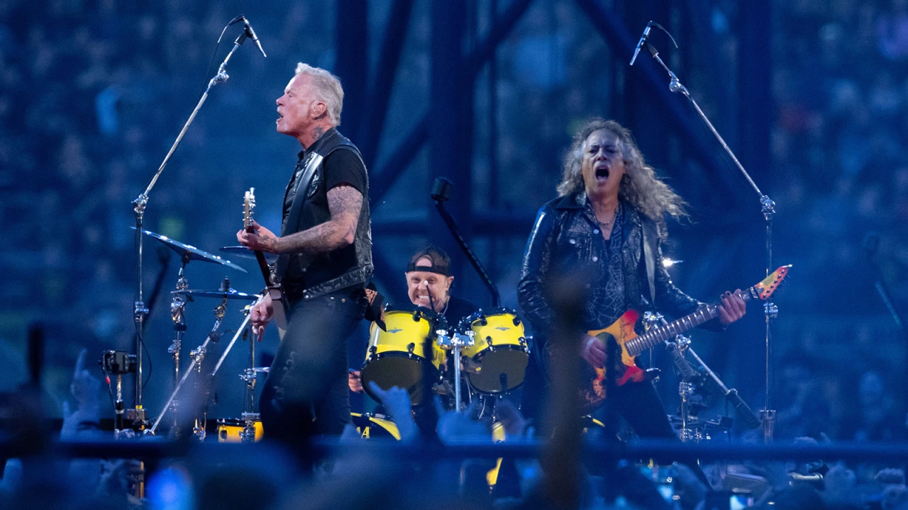 METALLICA announce 2025 tour with PANTERA, LIMP BIZKIT, SUICIDAL