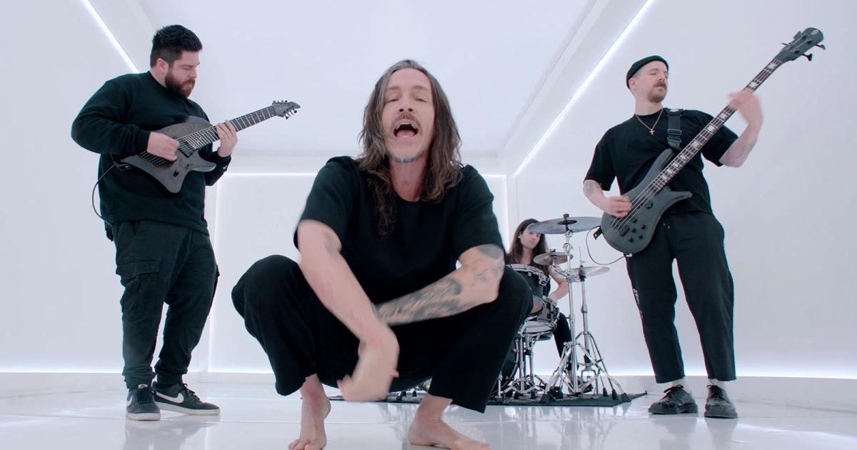 Hear INCUBUS' BRANDON BOYD join prog-metal act NIGHT VERSES on new song