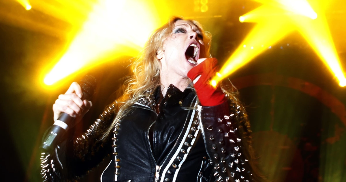 ARCH ENEMY tease reunion with vocalist ANGELA GOSSOW