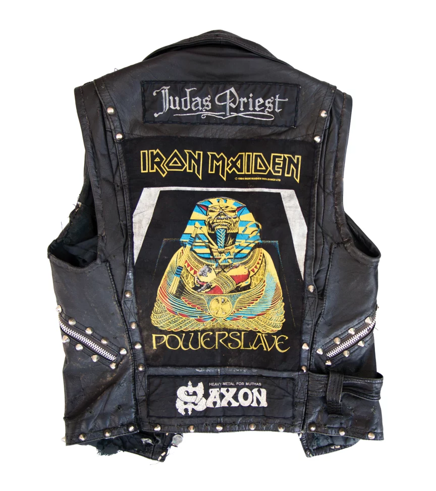 Battle Jackets: Photographer Peter Beste Explores the Art of the Metal Vest, image size:864x972