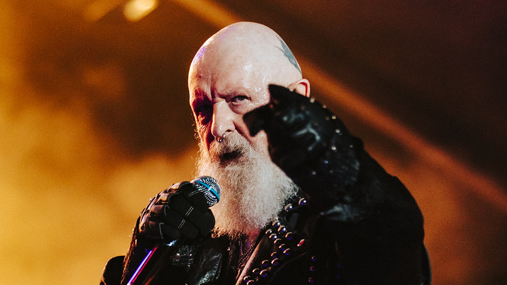 Hear ROB HALFORD sing “Balls to the Wall” with ACCEPT